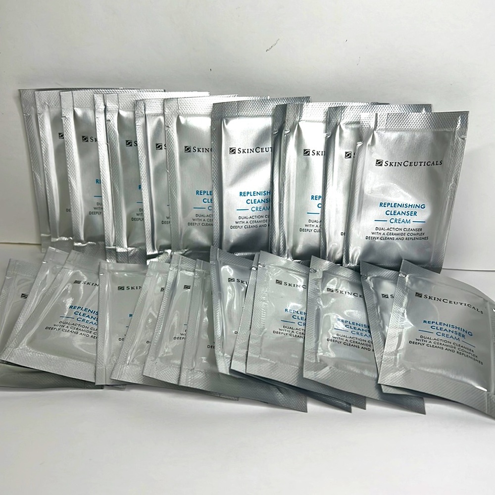 Skinceuticals Replenishing Cleanser Cream (lot of 15pc) 0.06oz to go size